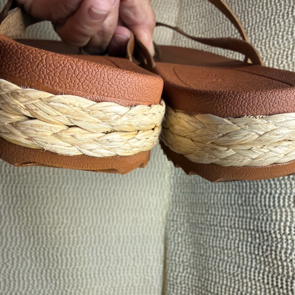 Reef Vista Carmen Flip-Flops - Women's size 11 - Picture 9 of 12